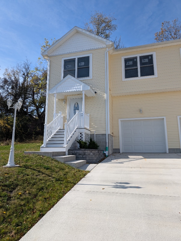 109 Glade Ridge Dr in Camillus, NY - Building Photo - Building Photo