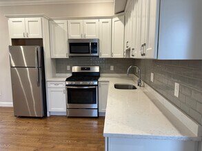 124 Pearl St, Unit 124 in Somerville, MA - Building Photo - Building Photo