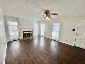 135 S Greer St in Memphis, TN - Building Photo - Building Photo