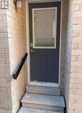 14 Chayna Crescent in Vaughan, ON - Building Photo - Building Photo