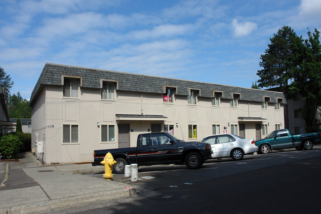 Brittany House Apartments in Bellevue, WA - Foto de edificio - Building Photo