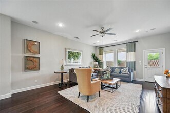 1605 Cedar Crest Dr in Forney, TX - Building Photo - Building Photo