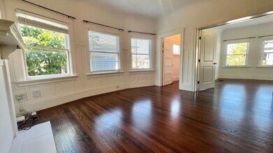 817 54th St in Oakland, CA - Building Photo - Building Photo