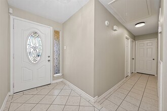 18918 Droitwich Dr in Humble, TX - Building Photo - Building Photo