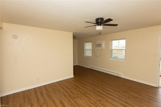 711 Easy St in Norfolk, VA - Building Photo - Building Photo