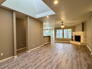 9104 Heiden Lane in Austin, TX - Building Photo - Building Photo