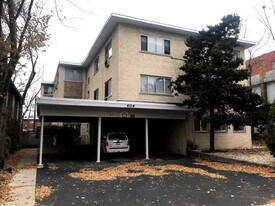 609 Oakton St in Evanston, IL - Building Photo