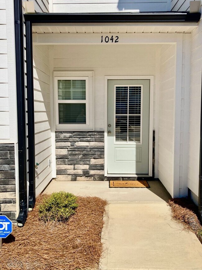 1042 Linsmore Ave in Grovetown, GA - Building Photo - Building Photo