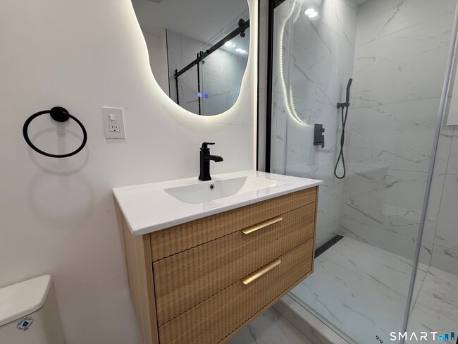 21-23-23 Elliott St in Hartford, CT - Building Photo - Building Photo