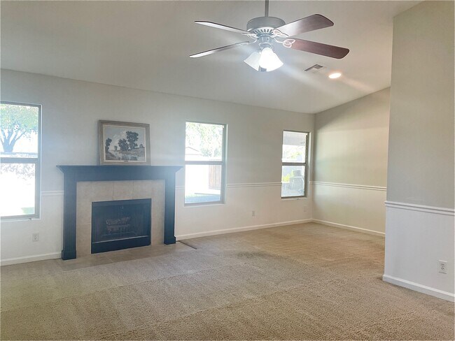 2509 N Karen Dr in Chandler, AZ - Building Photo - Building Photo