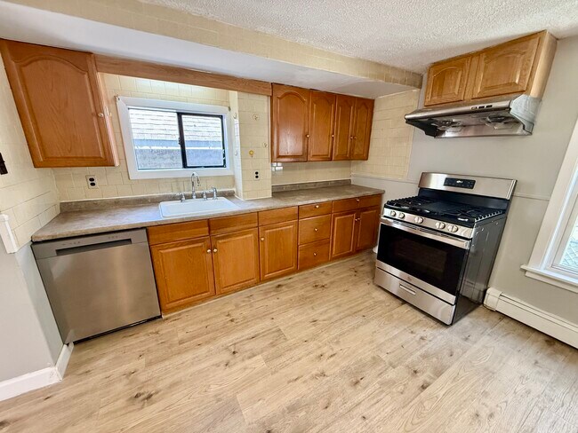 property at 42 Playstead Rd