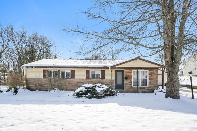 property at 25240 Sandhurst Rd