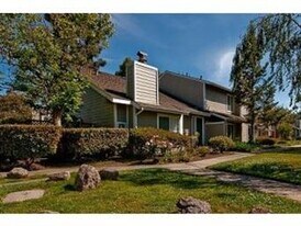 836 Peary Lane in Foster City, CA - Building Photo