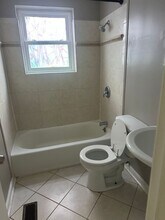 414 E Park Ave in Savannah, GA - Building Photo - Building Photo