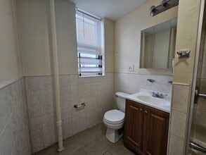 1614 Summit Ave in Union City, NJ - Building Photo - Building Photo