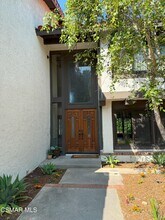2096 McCrea Rd in Thousand Oaks, CA - Building Photo - Building Photo