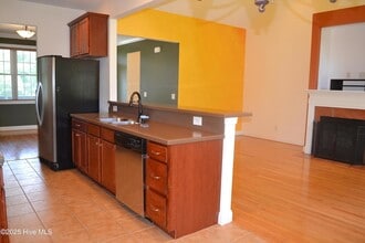 1026 Sea Gull Dr in Vass, NC - Foto de edificio - Building Photo