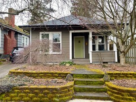 1309 NE 74th Ave in Portland, OR - Building Photo