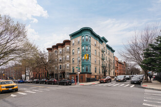 331 13th St in Brooklyn, NY - Building Photo - Building Photo