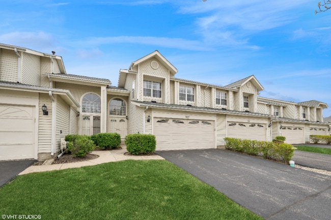 property at 707 Sturnbridge Ln