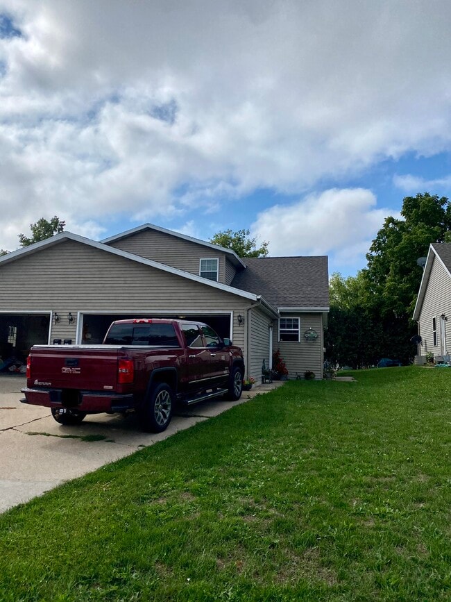 property at 626 E Pine St
