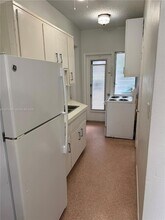 1512 SW 14th Terrace, Unit B in Miami, FL - Building Photo - Building Photo