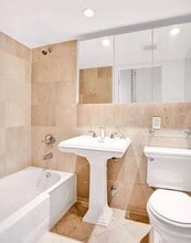 277 E 10th St in New York, NY - Building Photo - Building Photo