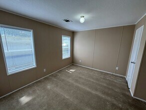 6320 NW 29th St in Margate, FL - Building Photo - Building Photo