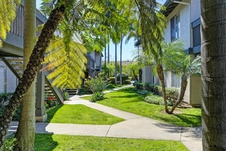 Elan Tamarack Shores in Carlsbad, CA - Building Photo - Building Photo