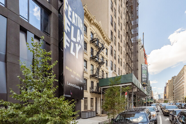 117 Varick St in New York, NY - Foto de edificio - Building Photo