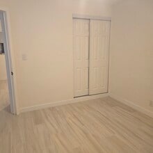 1720 NE 62nd St, Unit 4 in Fort Lauderdale, FL - Foto de edificio - Building Photo