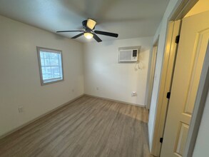 210 H Pickens Rd in Onalaska, TX - Building Photo - Building Photo