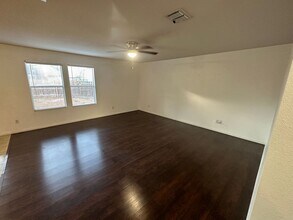 24707 Coral Gables in San Antonio, TX - Building Photo - Building Photo