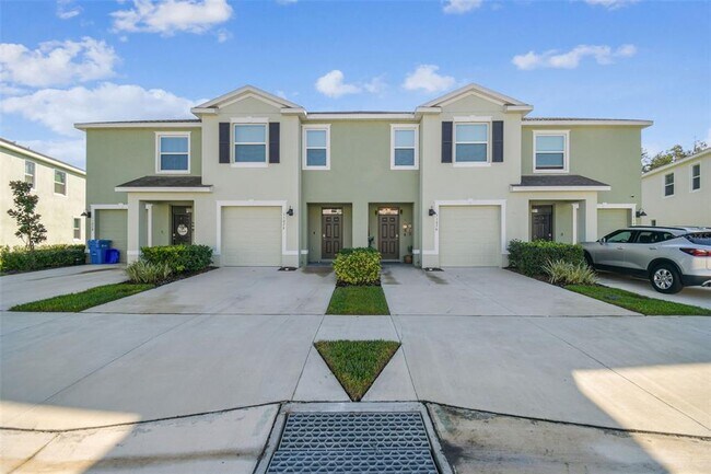 11070 Crescent Deer Dr in Land O Lakes, FL - Building Photo - Building Photo