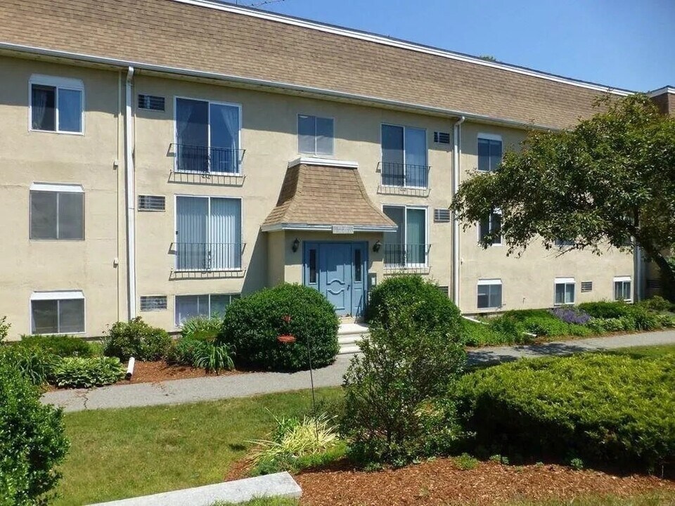 226 Swanson Rd in Boxborough, MA - Building Photo