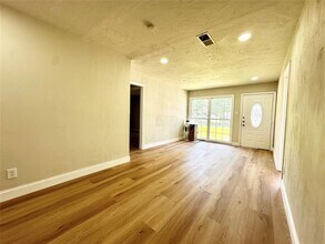 5009 Chennault Rd in Houston, TX - Building Photo - Building Photo