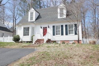 12316 Boxford Ln in Midlothian, VA - Building Photo - Building Photo