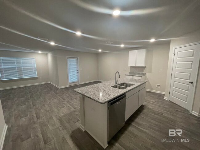 10279 Ruffian Rte in Daphne, AL - Building Photo - Building Photo