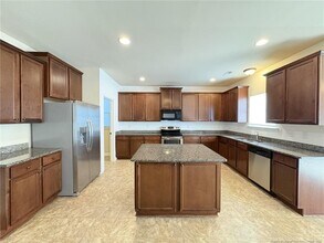 108 Appomattox Dr in Cameron, NC - Building Photo - Building Photo