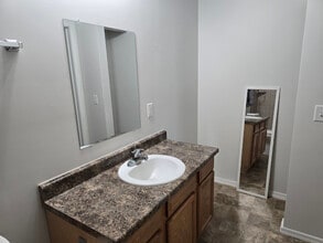 6301 N Barcelona Ct in Tucson, AZ - Building Photo - Building Photo