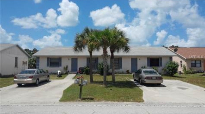 75 Boundary Blvd in Rotonda West, FL - Building Photo