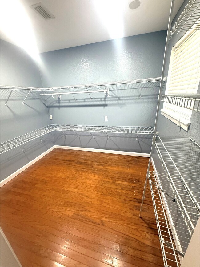 property at 12 Willow Ln