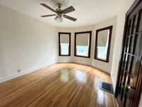 72 Roseclair St photo'