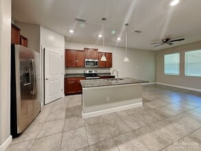 6865 Citrus Creek Ln in Tampa, FL - Building Photo - Building Photo