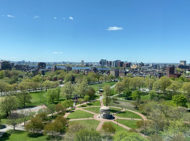 170 Tremont St, Unit 703 in Boston, MA - Foto de edificio - Building Photo