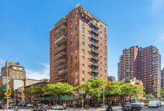 370 West 30th Street in New York, NY - Building Photo - Primary Photo