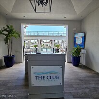 300 Dunes Blvd in Naples, FL - Building Photo