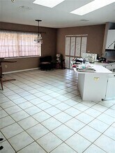 564 W Central Ave in Orange City, FL - Building Photo - Building Photo