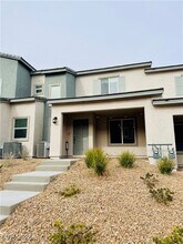 10775 Blake Gardens Ct in Las Vegas, NV - Building Photo - Building Photo