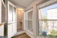 860 W 33rd St photo'